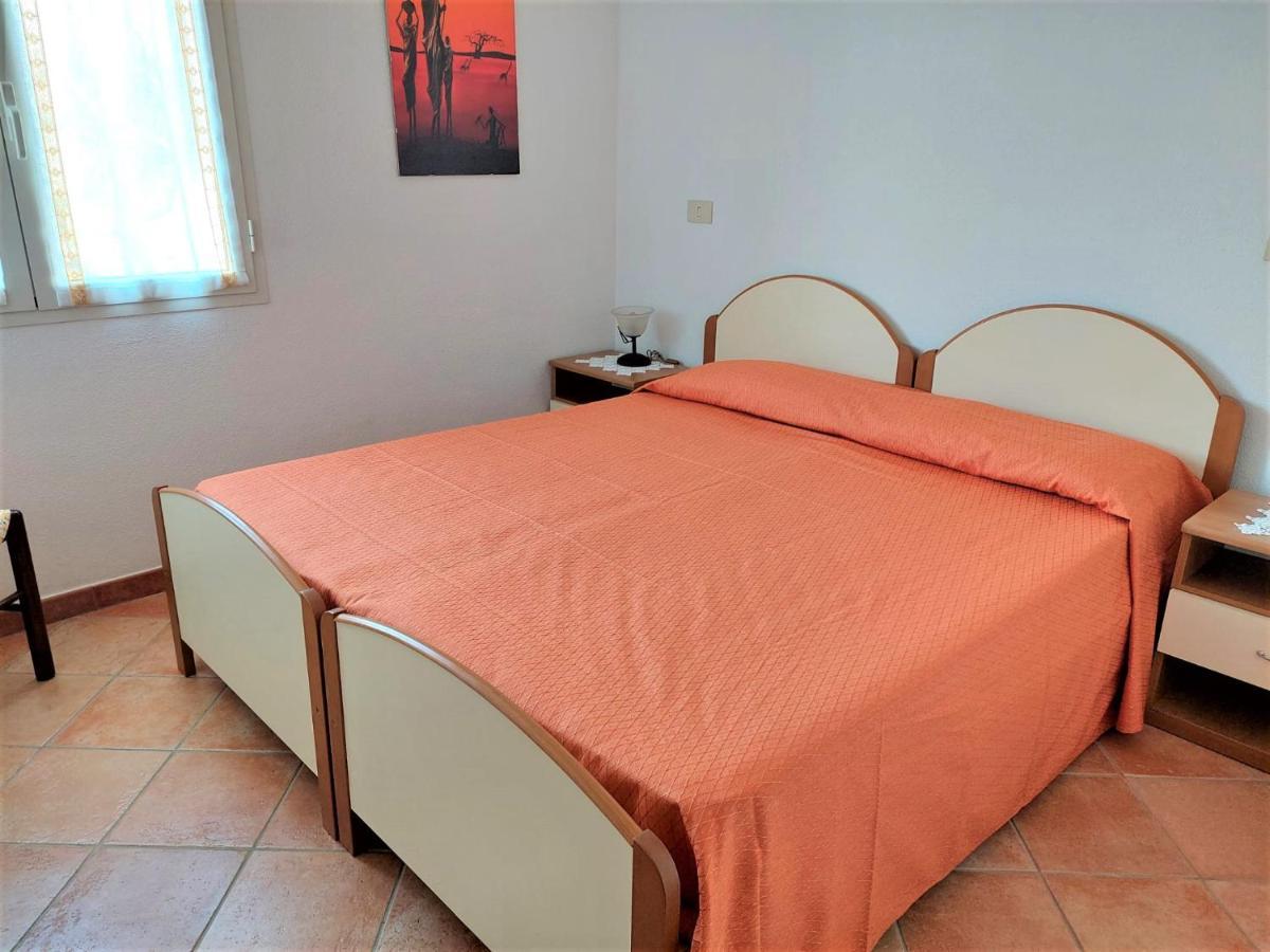 Appartamenti Sisula Manna Orosei Exterior foto